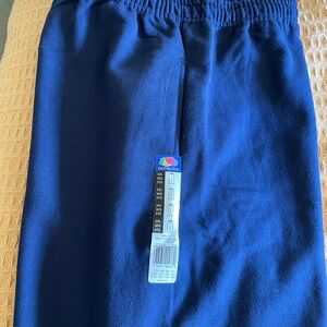 NWT Men’s Fruit of the Loom Elastic Bottom Sweatpants